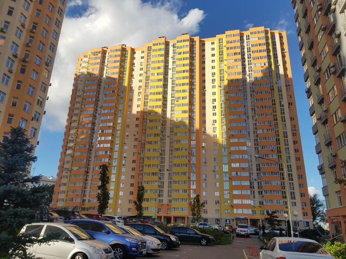 Стильная И Уютная Квартира В Новом Доме На Оболони Kiew Exterior foto